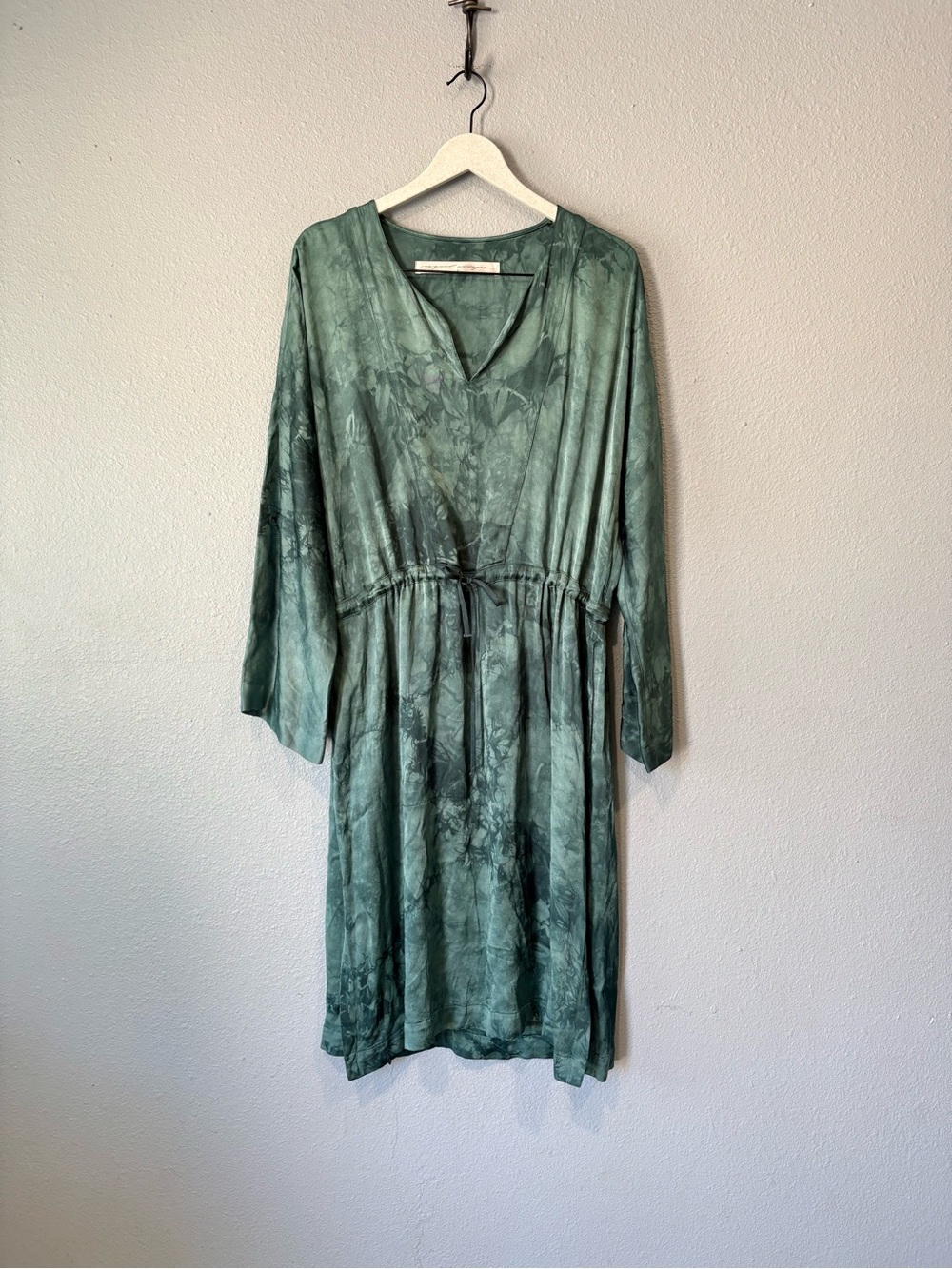 Raquel Allegra Tie Waist Emerald Green Long Sleeve Midi Dress Tie Dye size 3 XL